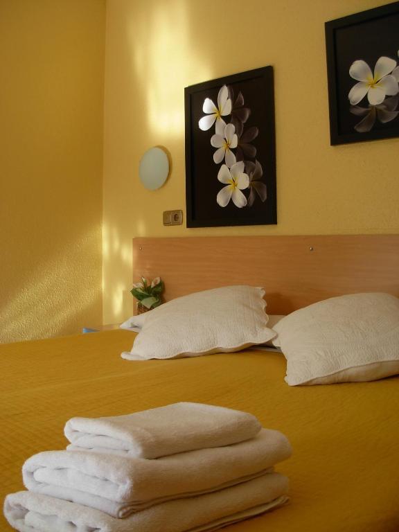 Hotel Rodsan Suizo Castelldefels Zimmer foto